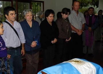 La madre que esperó 36 años para despedir a su hijo
